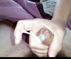 Suami yg istrinya tdk film sex japan tanpa sensor setia, kadang istrinya menyebalkan.