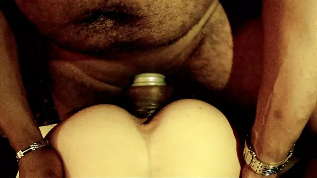 Brown latina situs film porn japan Harley Dean sedang minum roket hitam besar